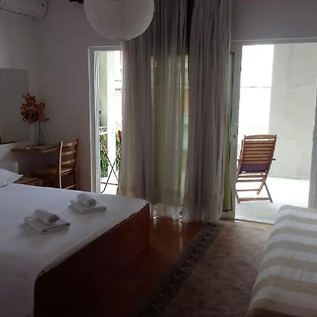 Leut Apartman *