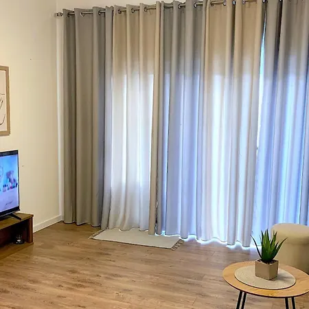 Leut Apartment