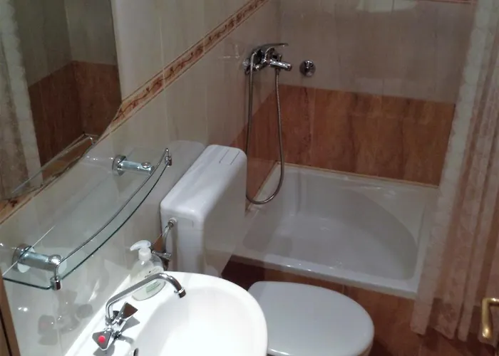 Leut Апартаменты *